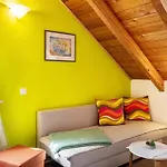 Dachwohnung Im Landhausstil דירה מאינינגן