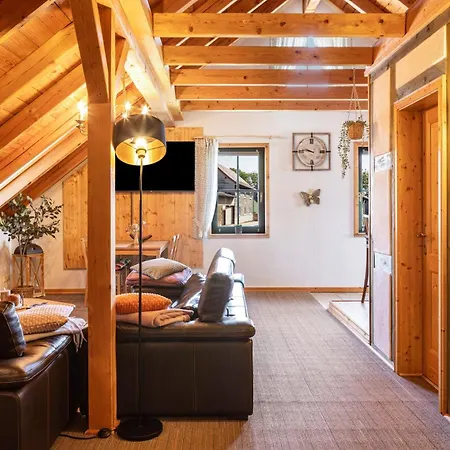 Dachwohnung Im Landhausstil