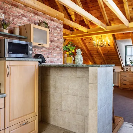 Dachwohnung Im Landhausstil Apartment Meiningen