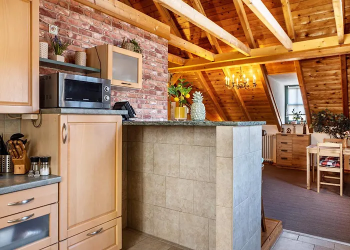 Dachwohnung Im Landhausstil *