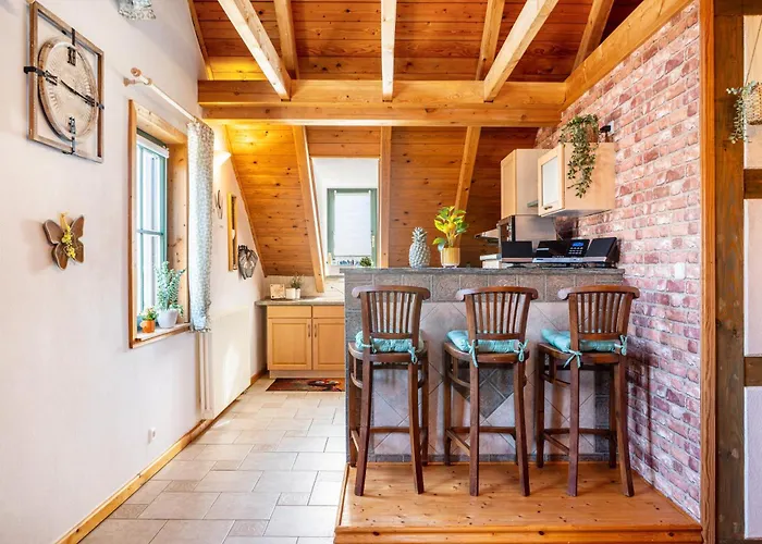 Dachwohnung Im Landhausstil *