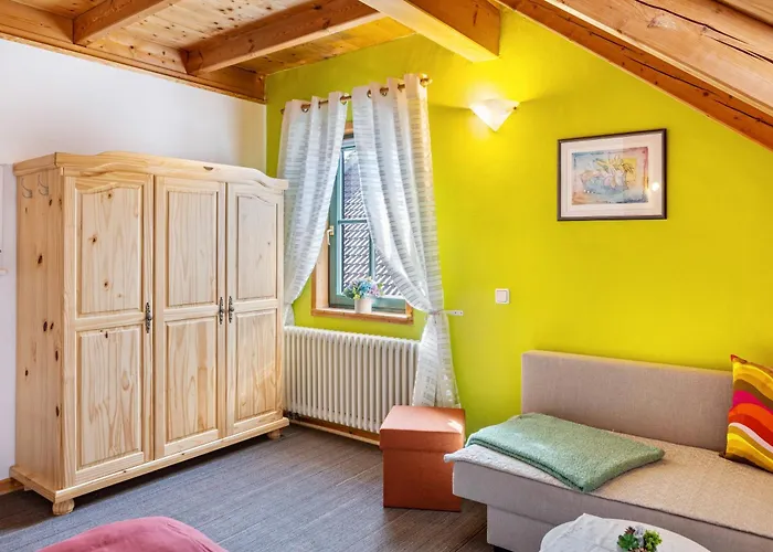 Dachwohnung Im Landhausstil Apartament *